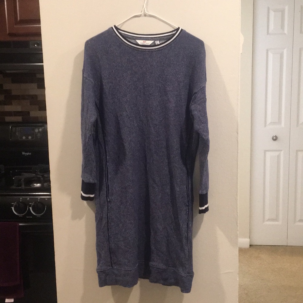 Vineyard vines dress